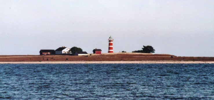 Leuchtturm auf Gotland (© Karl Brodowsky 2013 https://commons.wikimedia.org/wiki/File:Lighthouse-Gotland-2013-full.jpg)